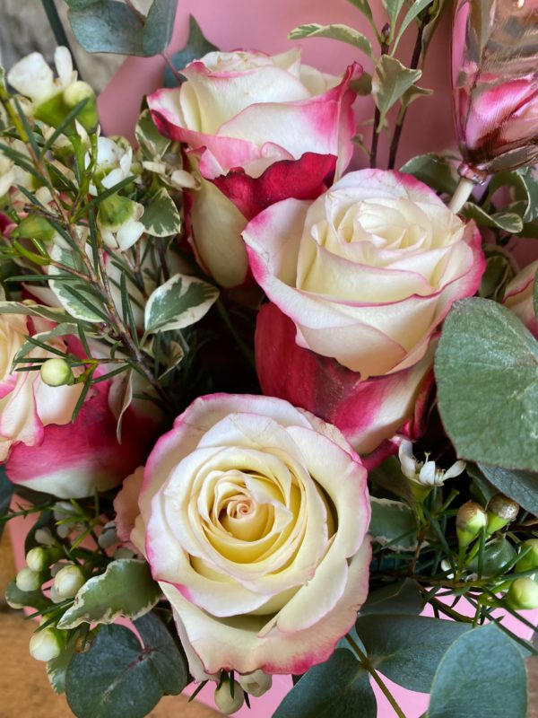 Garden Style Hand Tied bouquet - Image 3